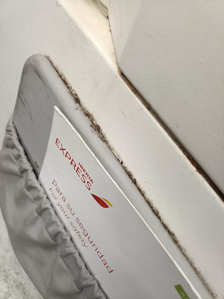 El peor avión de España: Mi experiencia en Iberia Express
