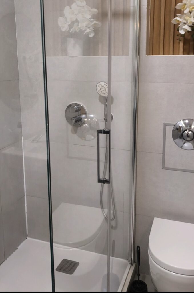 La mejor Lounge de España - Duchas privadas
