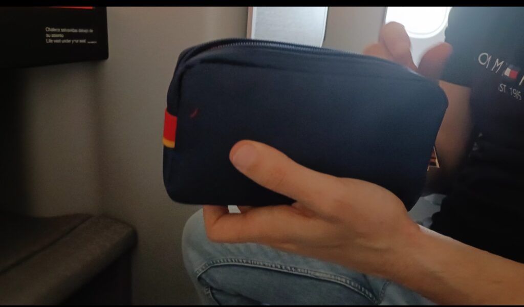 iberia business class amenity kit