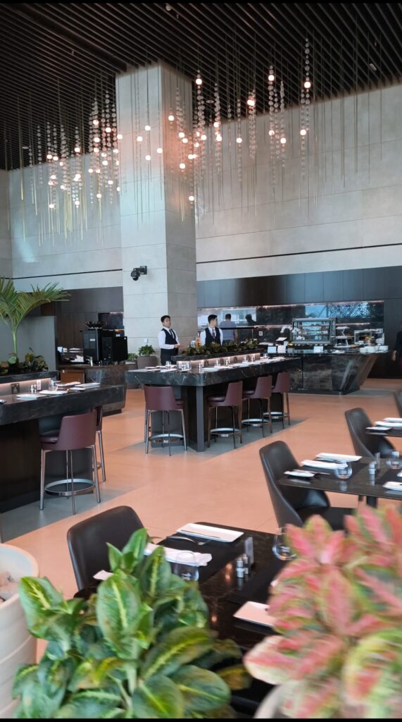 Qatar airways lounge doha